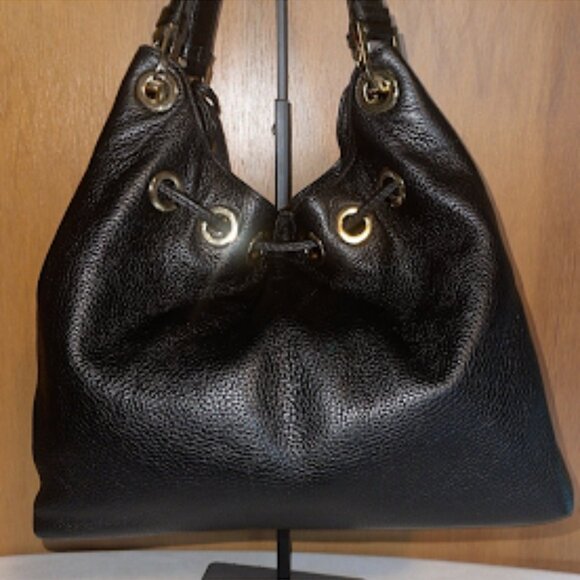 MICHAEL KORS Black Camden Hobo bag with Tassels (F) - Picture 3 of 7